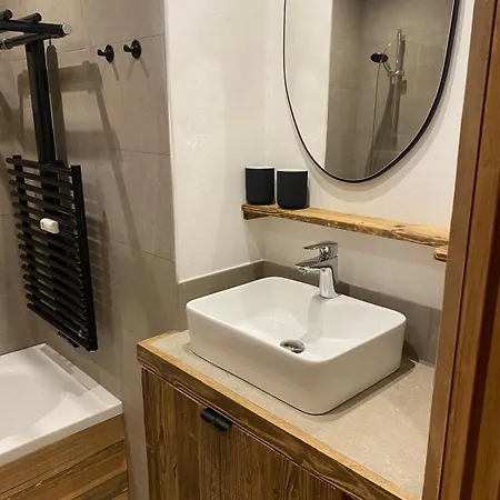 Megeve-fully Renovated Appartment- 10mn From Village 梅杰夫