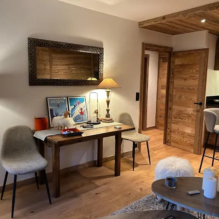 Megeve-fully Renovated Appartment- 10mn From Village *